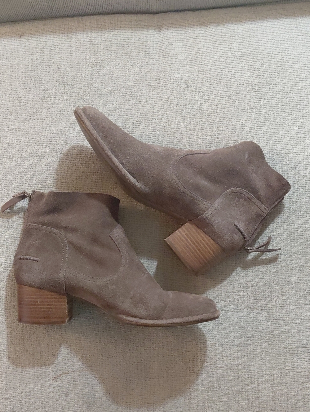 UGG Taupe Suede Ankle Boots Women's size 10 Everyday Chelsea Bootie